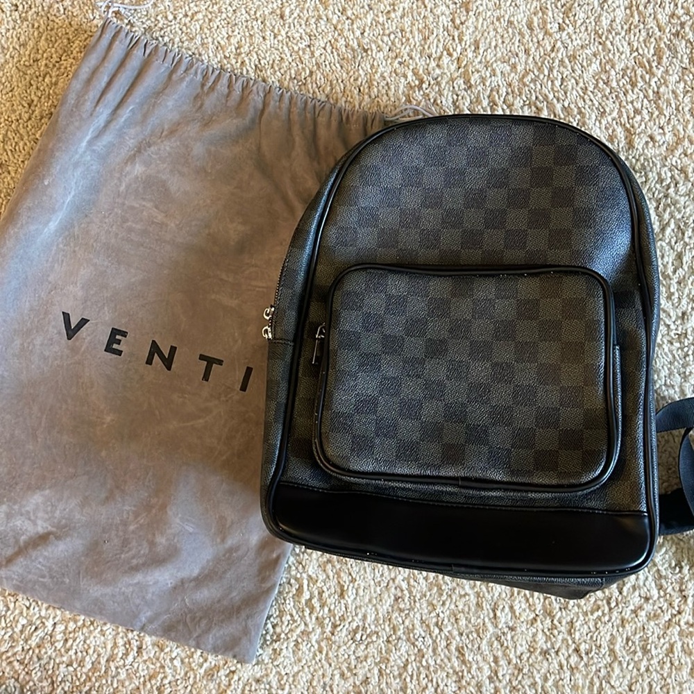 Venti Backpack